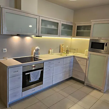 Apartment Downтown - Free Parking Varna