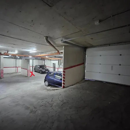 דירה Downтown - Free Parking וארנה
