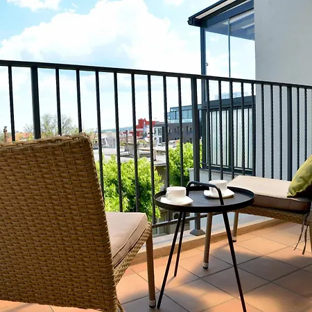 Downтown - Free Parking * Warna