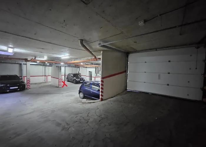 Apartment Downтown - Free Parking Warna