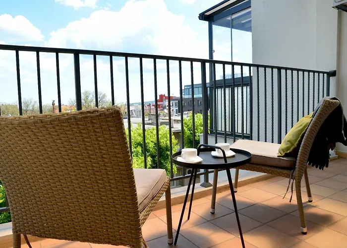 Downтown - Free Parking * Warna